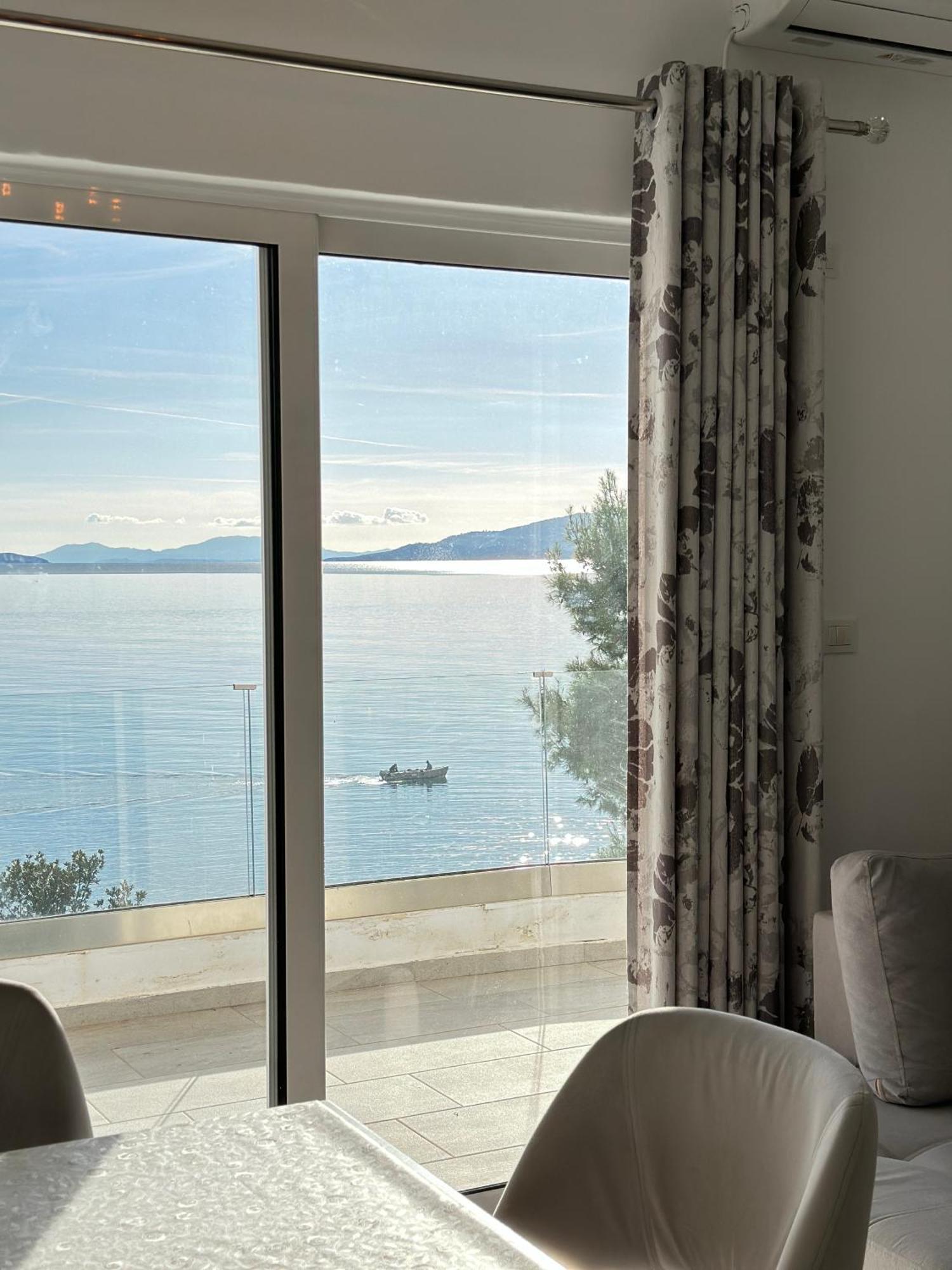 The Hill Sea View Apartment Saranda Kültér fotó